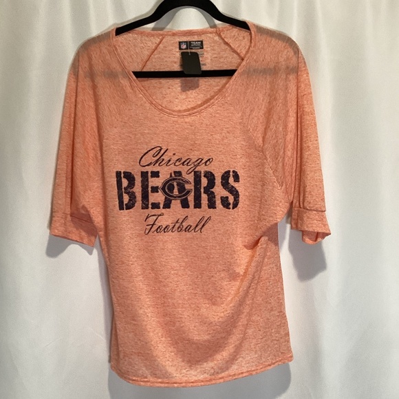 1252. Women’s Chicago Bears Off-the-Shoulder EUC Large - Picture 1 of 3